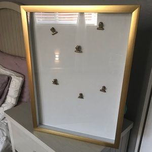 Umbra shadowbox frame
